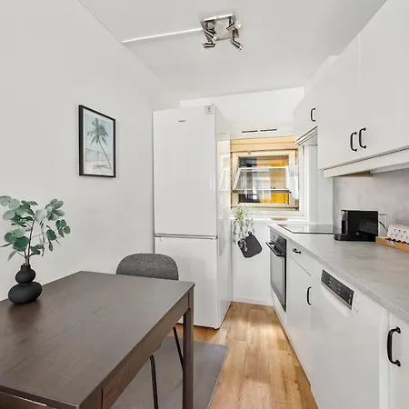 Lägenhet Family Friendly 3br - Fast Wi-fi - Behind Bryggen Bergen